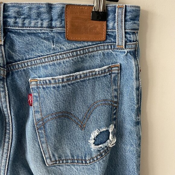 LEVI'S Wedgie Icon High Rise Denim Cropped Frayed Hem Jeans Athens Hera Blue 27 - Picture 6 of 13